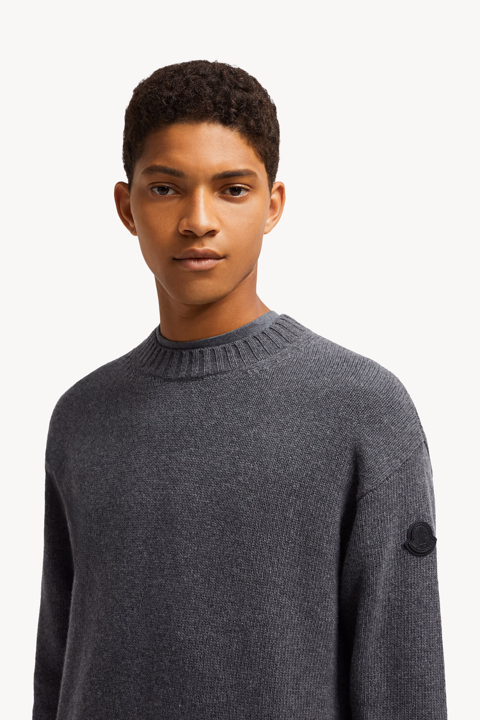 Monogram Wool & Cashmere Sweater Men Dark Grey Moncler 4